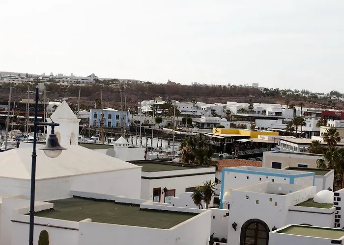 Båthotell Yaku Wayra Charter *