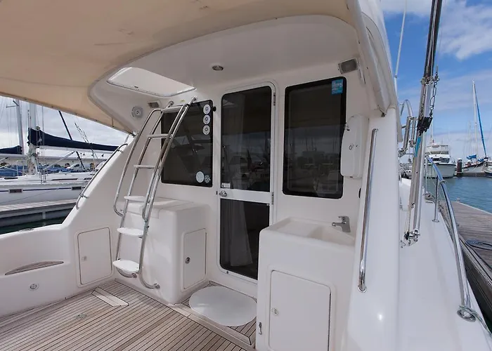 Botel Yaku Wayra Charter Playa Blanca (Lanzarote)